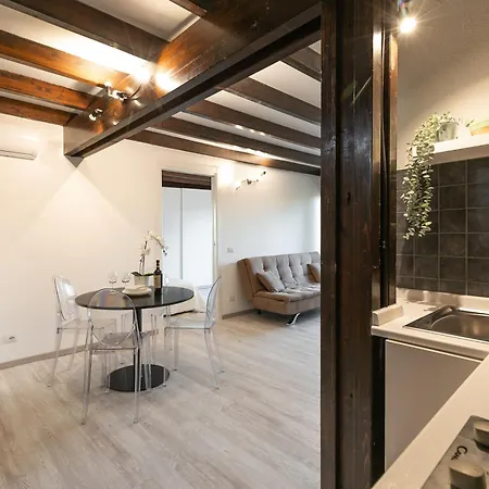 Elegante Villino Nel Di Villa Rome
